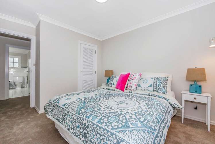 12 Puawai Place Northcote_12