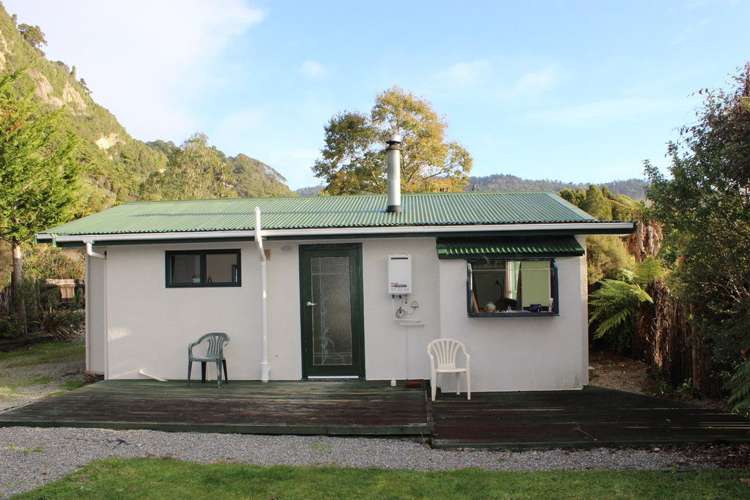 11 Nikau Heights Kahurangi National Park_1