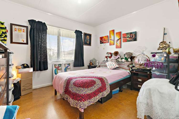 104 Shifnal Drive Randwick Park_8