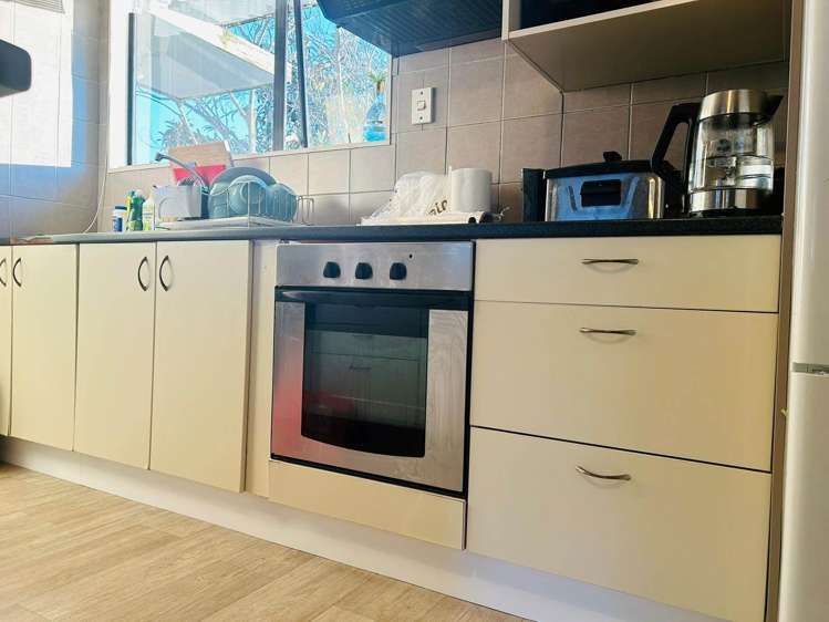 2/56 Redcrest Avenue Red Hill_7