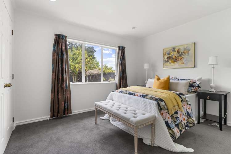 9 Nathan Close Somerville_13