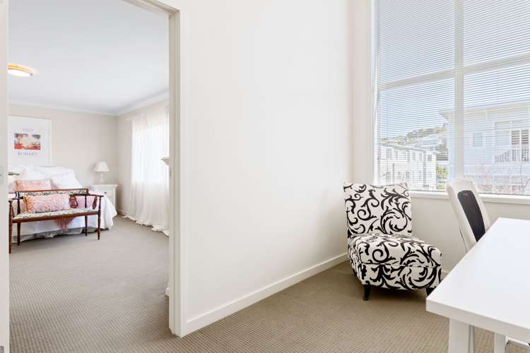 8 Kensington Drive Orewa_23