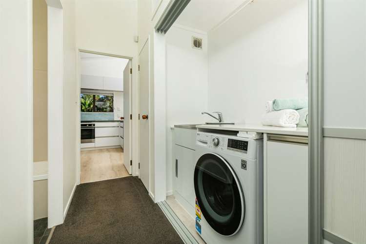 1/130 Golf Road Titirangi_10