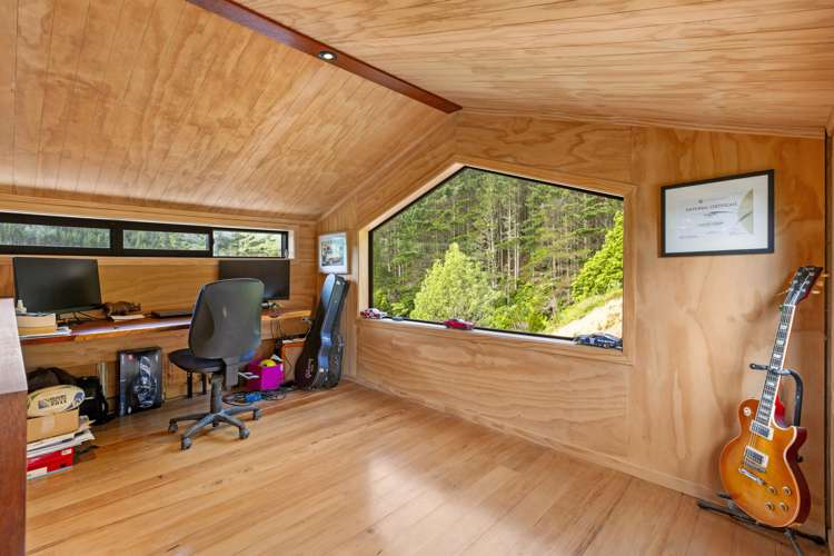 843 Old Mountain Road Raglan_12