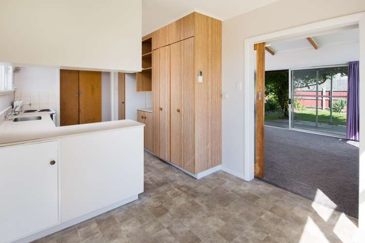 3 Newbourne Crescent Redwoodtown_9