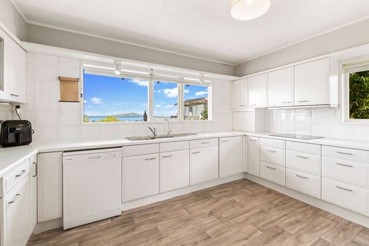 57 Parr Terrace Castor Bay_7