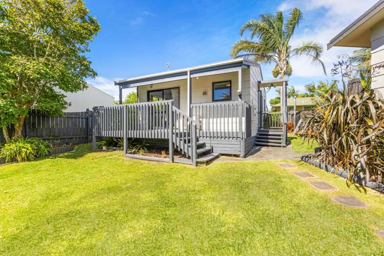 7A & 7 Gleneagles Grove Wattle Downs_19