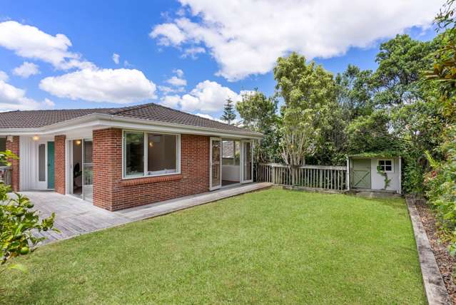 Sunny Brick Beauty in Double Westlake