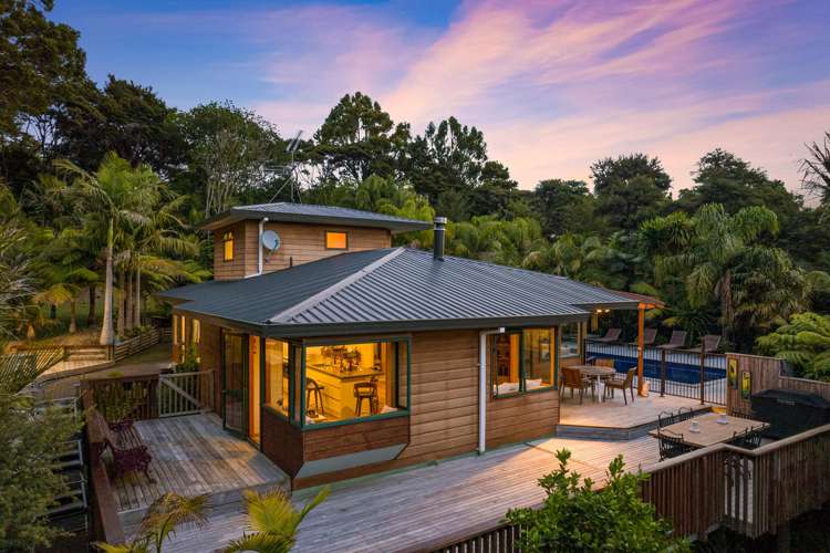 1075 Huia Road Huia_24
