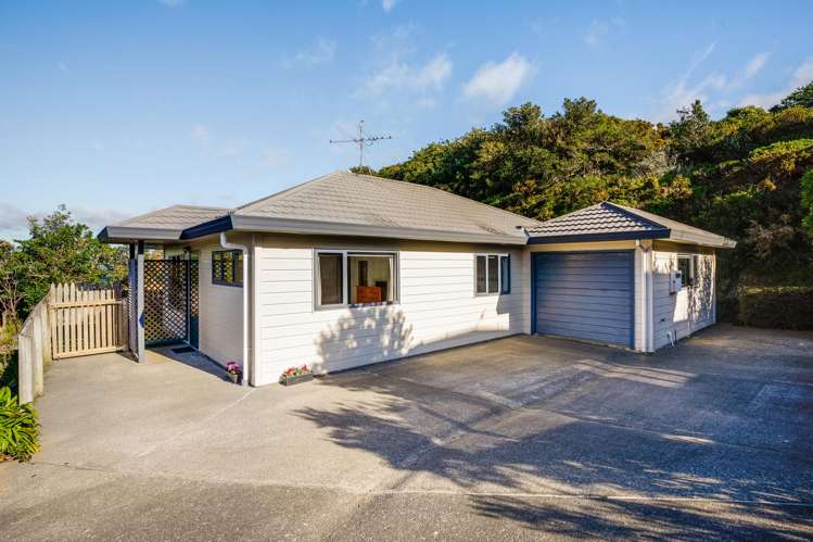 18A Bowes Crescent Strathmore Park_0