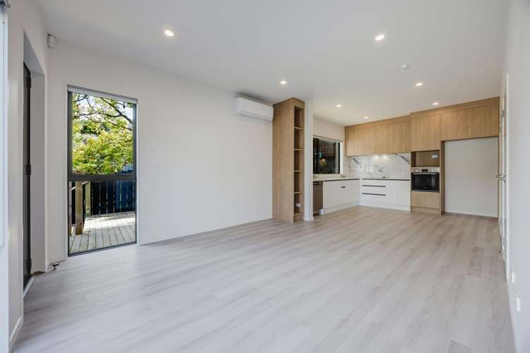 11E & 11F Glenfinn Place Massey_2