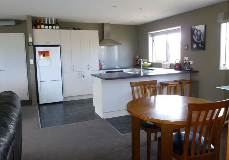 90a Blake Street Blaketown_5