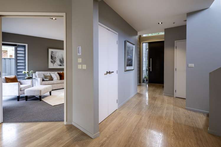 17 Hattaway Avenue Bucklands Beach_9