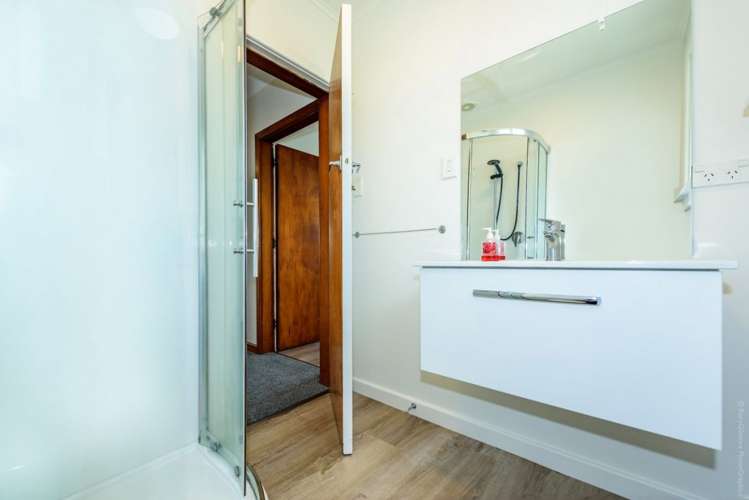 125 Harewood Road Papanui_18