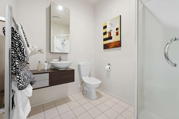 50/21 Hunters Park Drive Three Kings_4