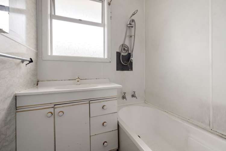 63 Oakfield Crescent Pukete_12