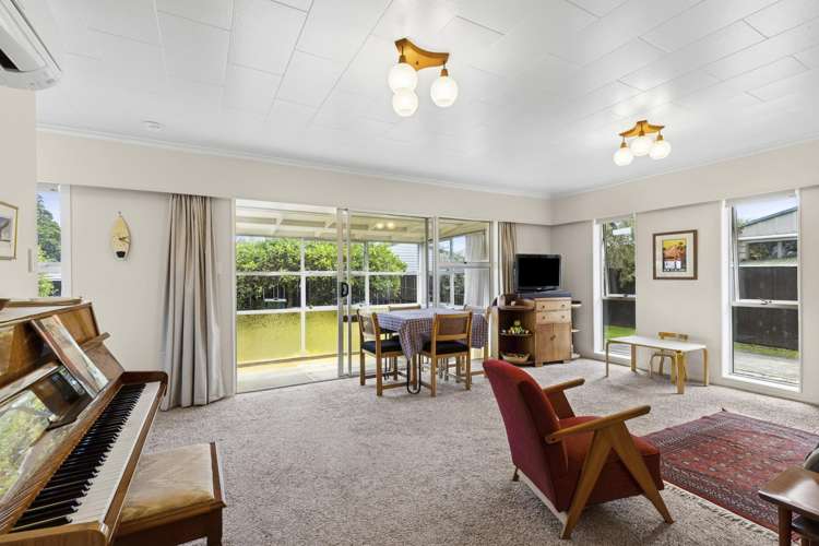 3/4 Willow Avenue Stoke_3