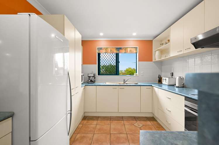 74 Ayrshire Drive Grandview Heights_7