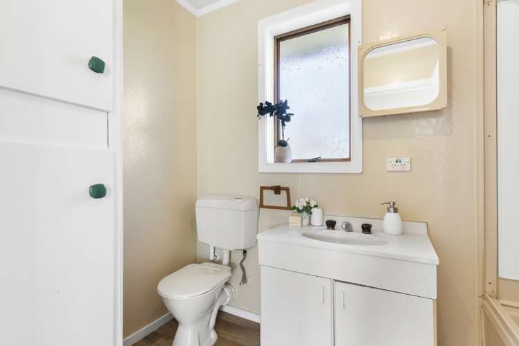 10 Ashdown Place Pahurehure_14