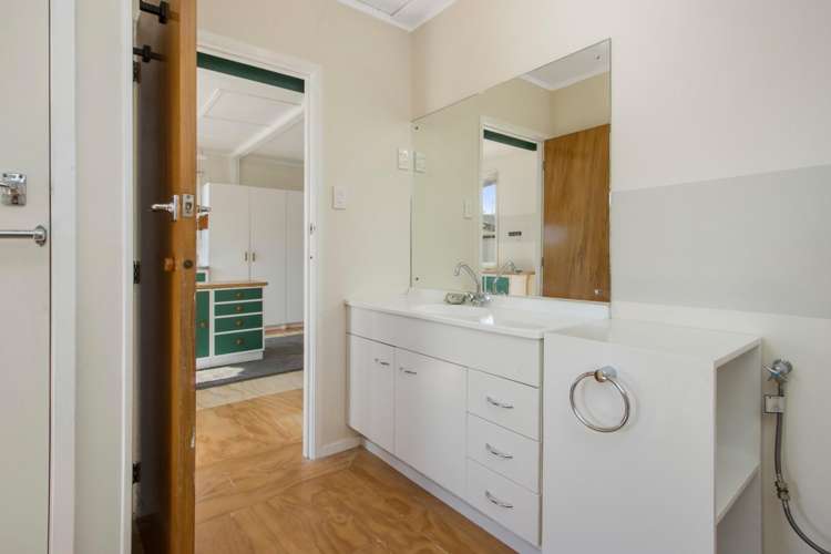 11 Galbraith Street Waihi_10