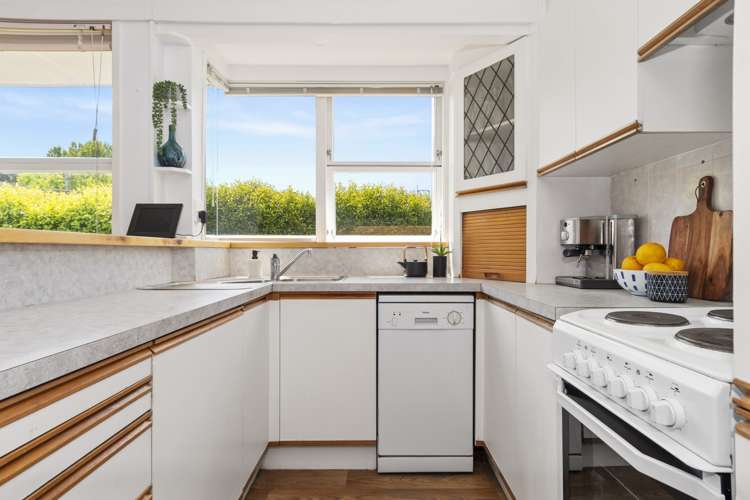 2 Chevron Drive Bellevue_5