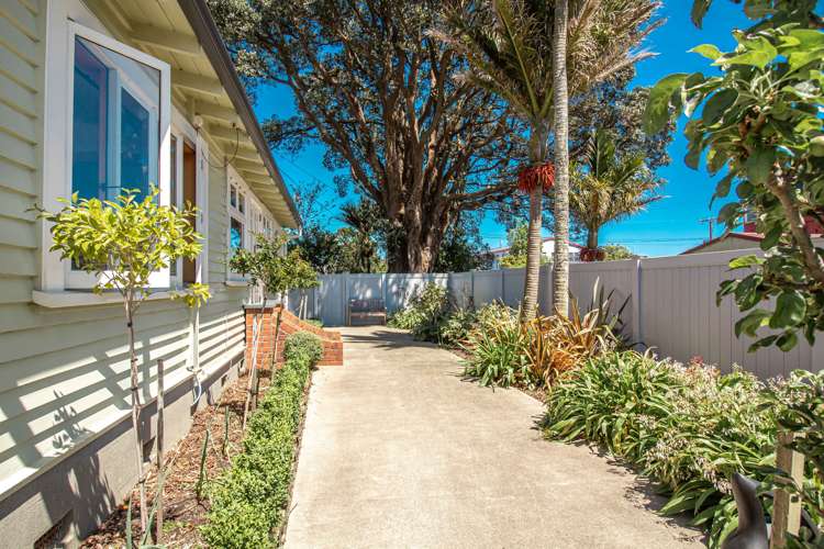 65 Russell Street Westport_19