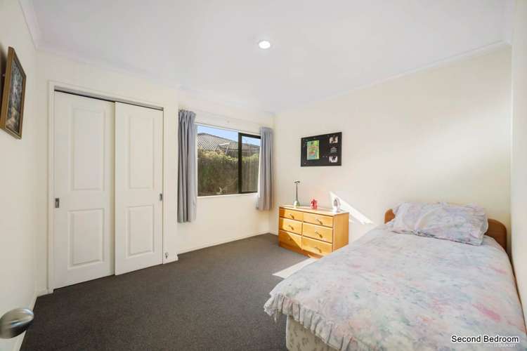 54 Ian Sage Avenue Long Bay_6