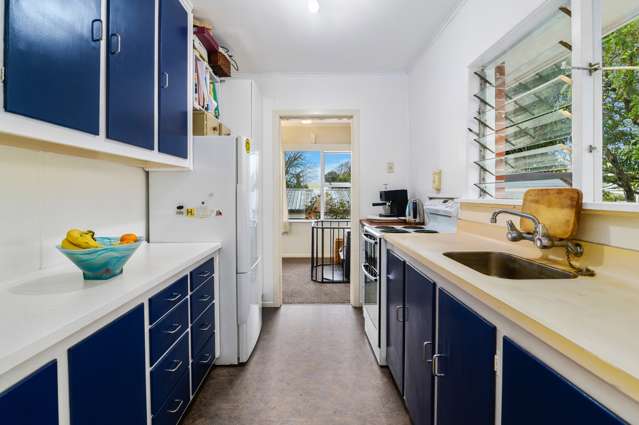 32a Basley Road Owhata_4