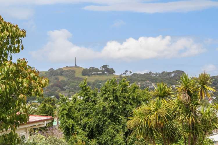 14a Coronation Road Epsom_7