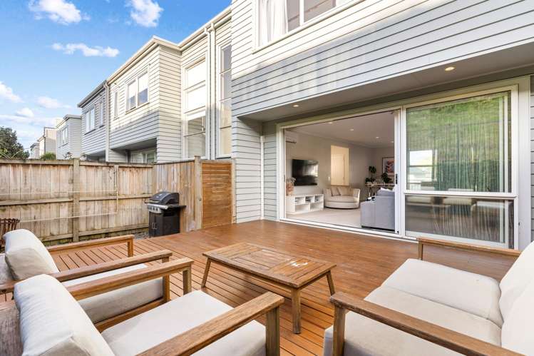 121 Barbarich Drive Stonefields_12