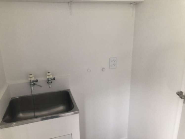 82 Aikmans Road Merivale_11