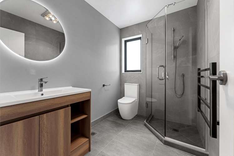 1 Inviting Oasis Mangere_9