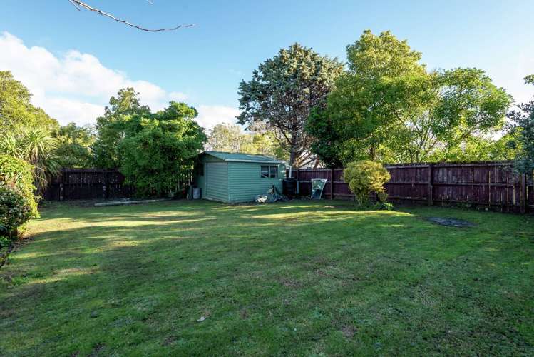 2/103 Botany Road Botany Downs_9