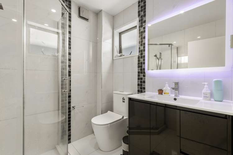 63a Gray Avenue Mangere East_11