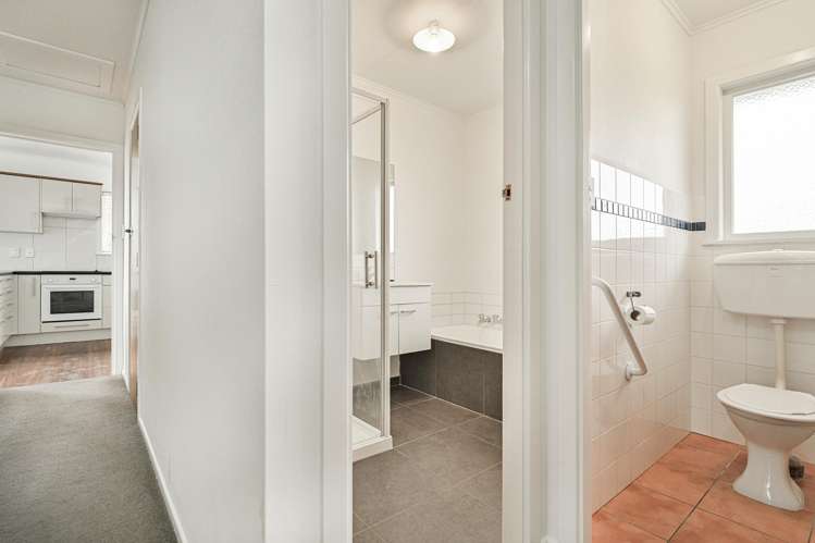 531 Lowe Street Camberley_9