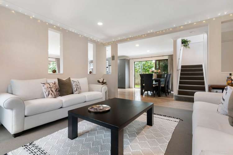 19 Turnberry Drive Wattle Downs_1