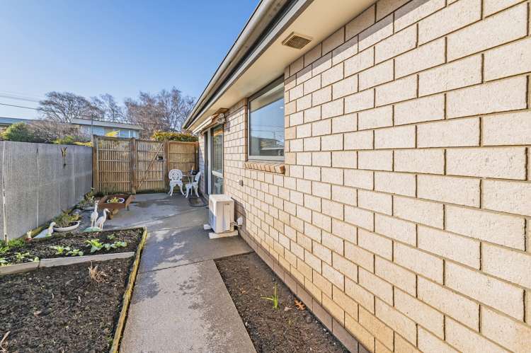 1/191 Gayhurst Road Dallington_19