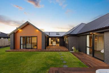 58 Carnaveron Drive_3