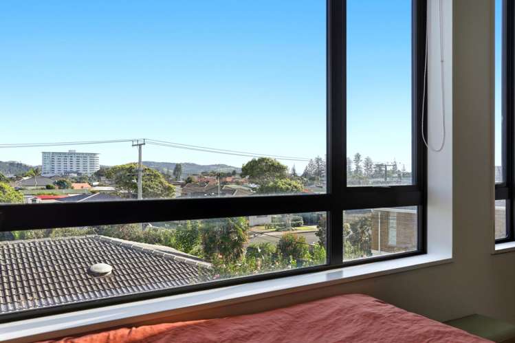 8/35 Centreway Road Orewa_24