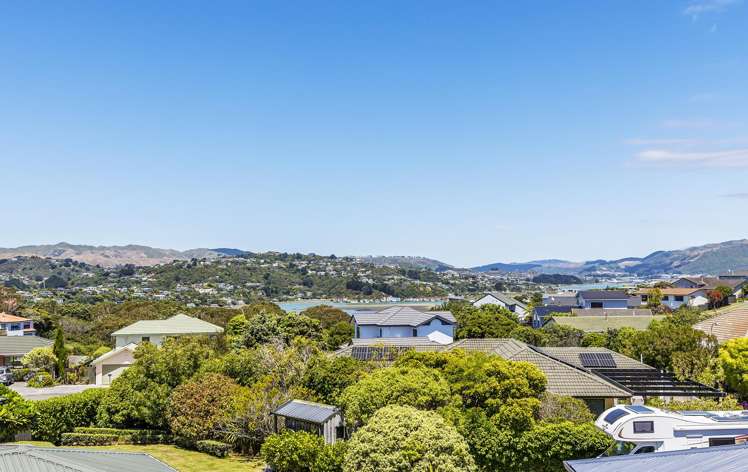 31 Saint Ives Drive Camborne_26