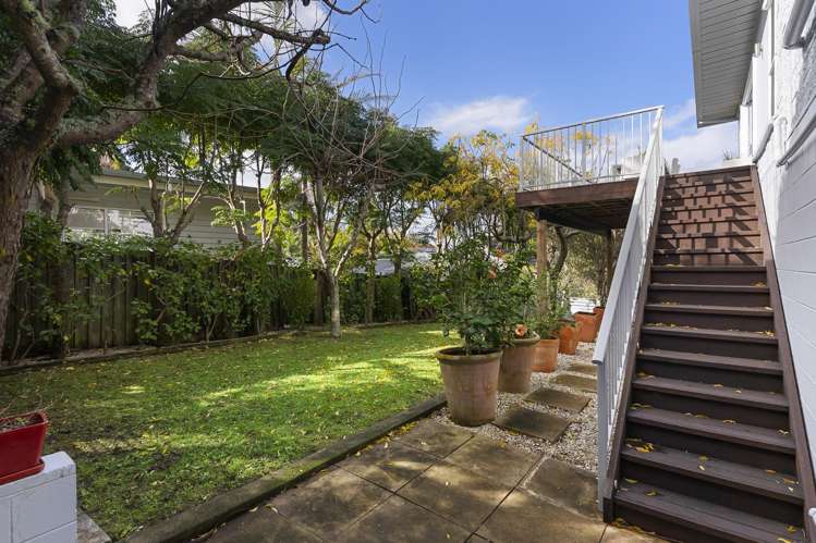 2/31B Bevyn Street Castor Bay_17