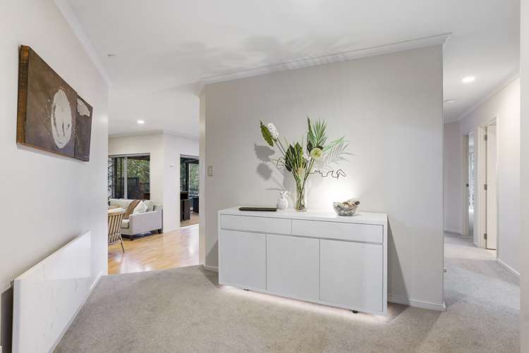 8 Louvain Place Greenhithe_19