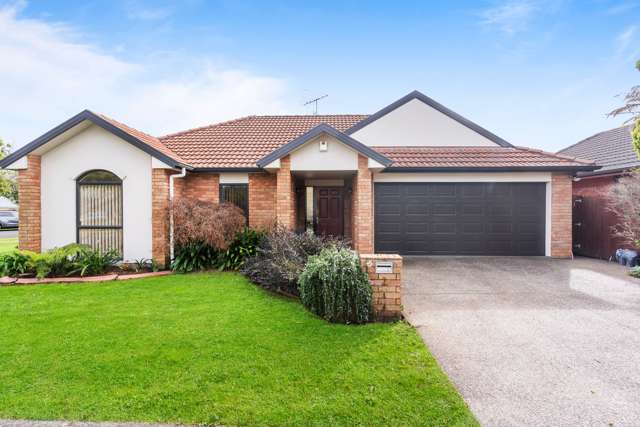 Beautiful Brick & Tile Family Home ...