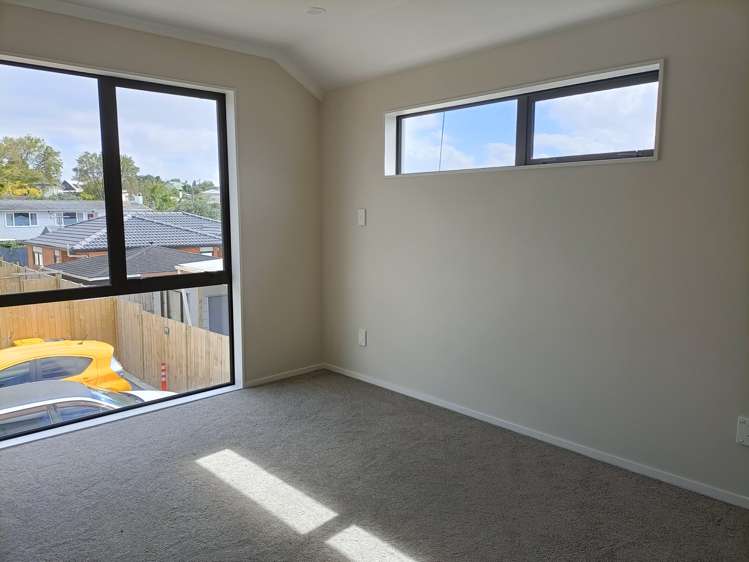 10b Roberts Road Te Atatu South_14