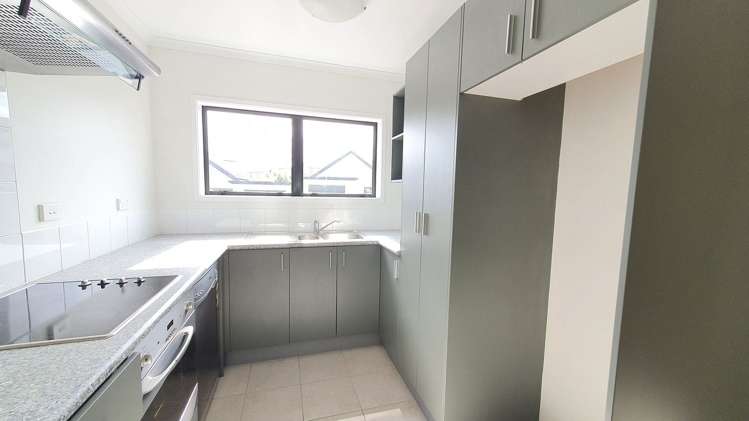 134/172 McLeod Road Te Atatu South_3