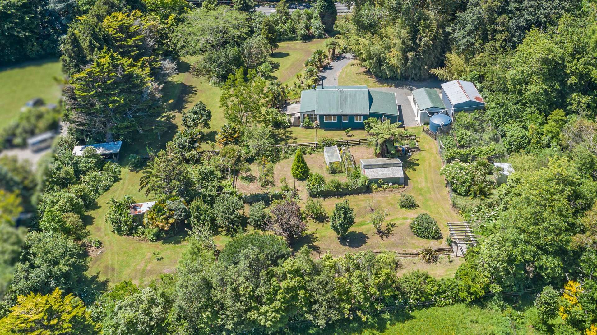 180 Kimberley Road Levin_0