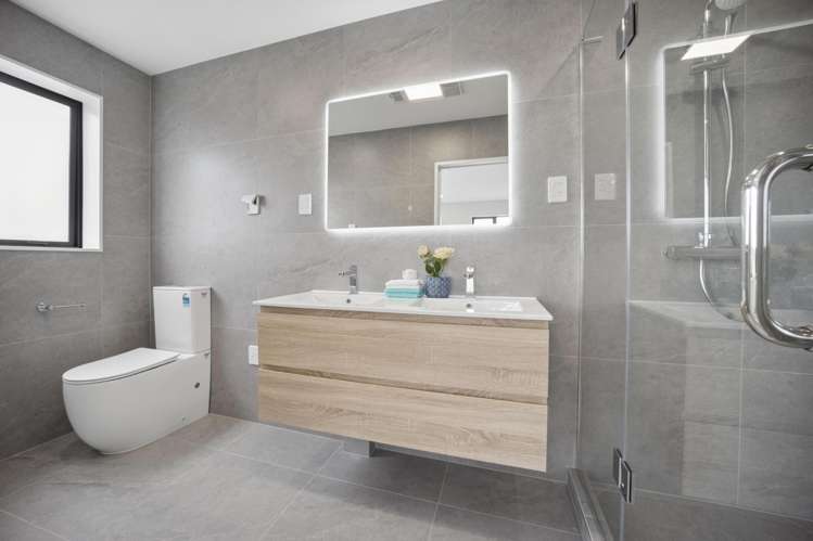 7a, 7b, 7c Mitchell Street Blockhouse Bay_15