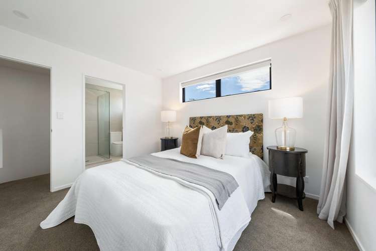 2/126 Rugby Street Merivale_11