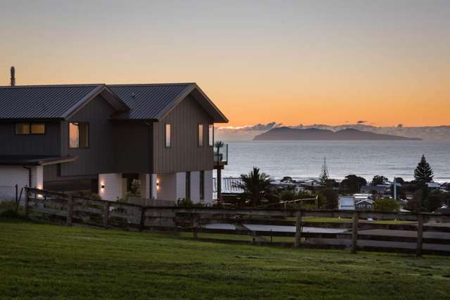 Living the Dream at Waihi Beach