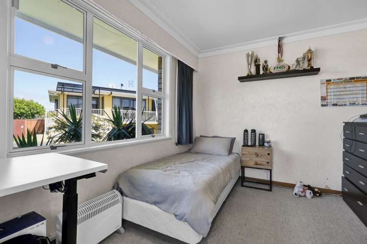 5 Hillcrest Street Glen Avon_12